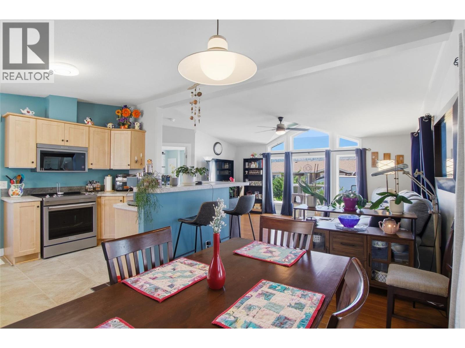 768 Shuswap  E Road Unit# 24, Kamloops, British Columbia  V2H 0A4 - Photo 12 - 10396951