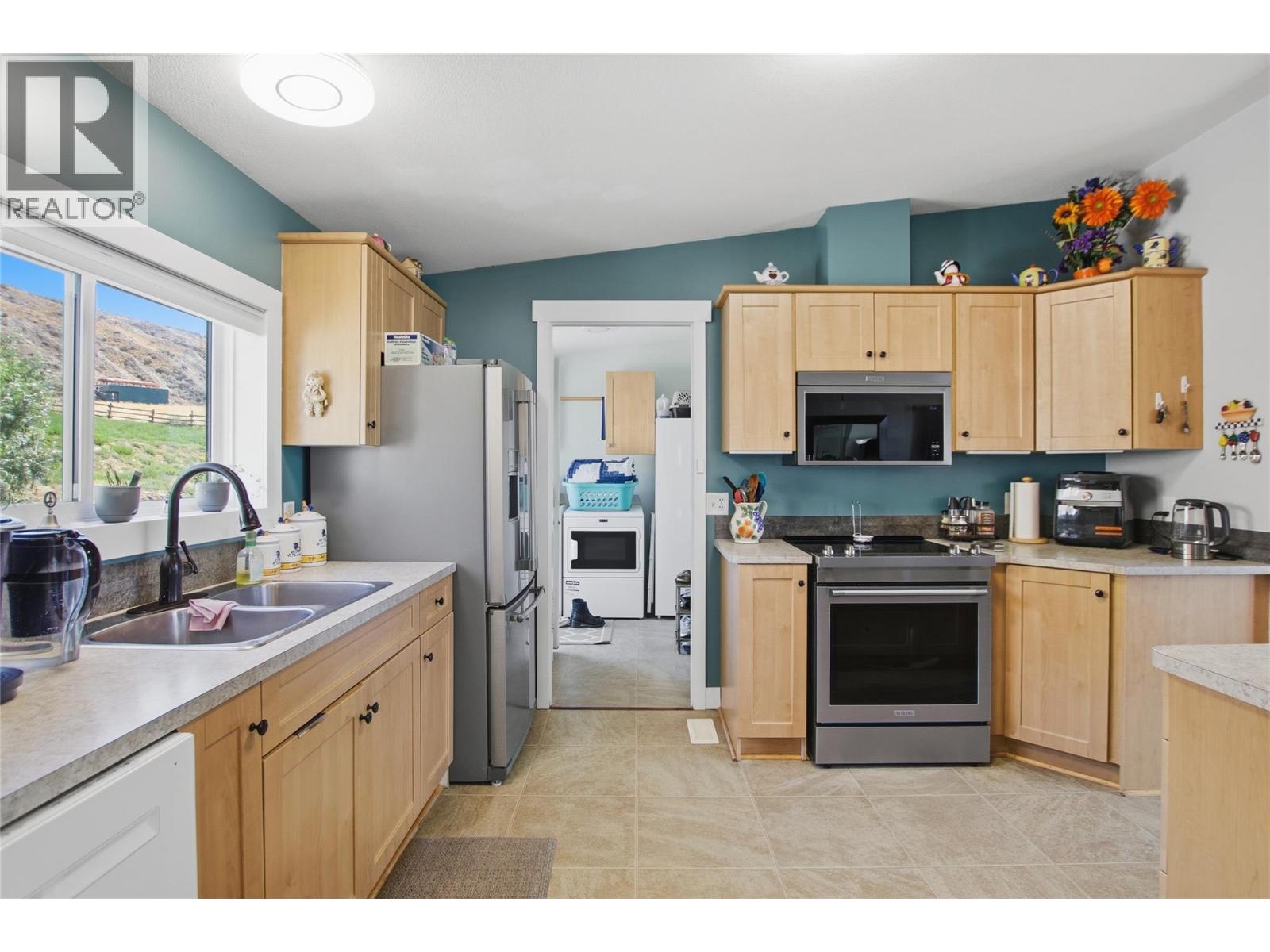 768 Shuswap  E Road Unit# 24, Kamloops, British Columbia  V2H 0A4 - Photo 9 - 10396951