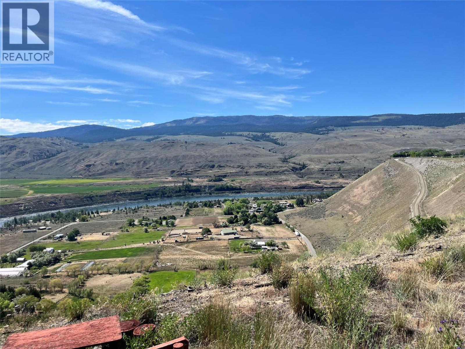 6736 Pinecrest Drive, Kamloops, British Columbia  V0K 2P0 - Photo 3 - 10389318