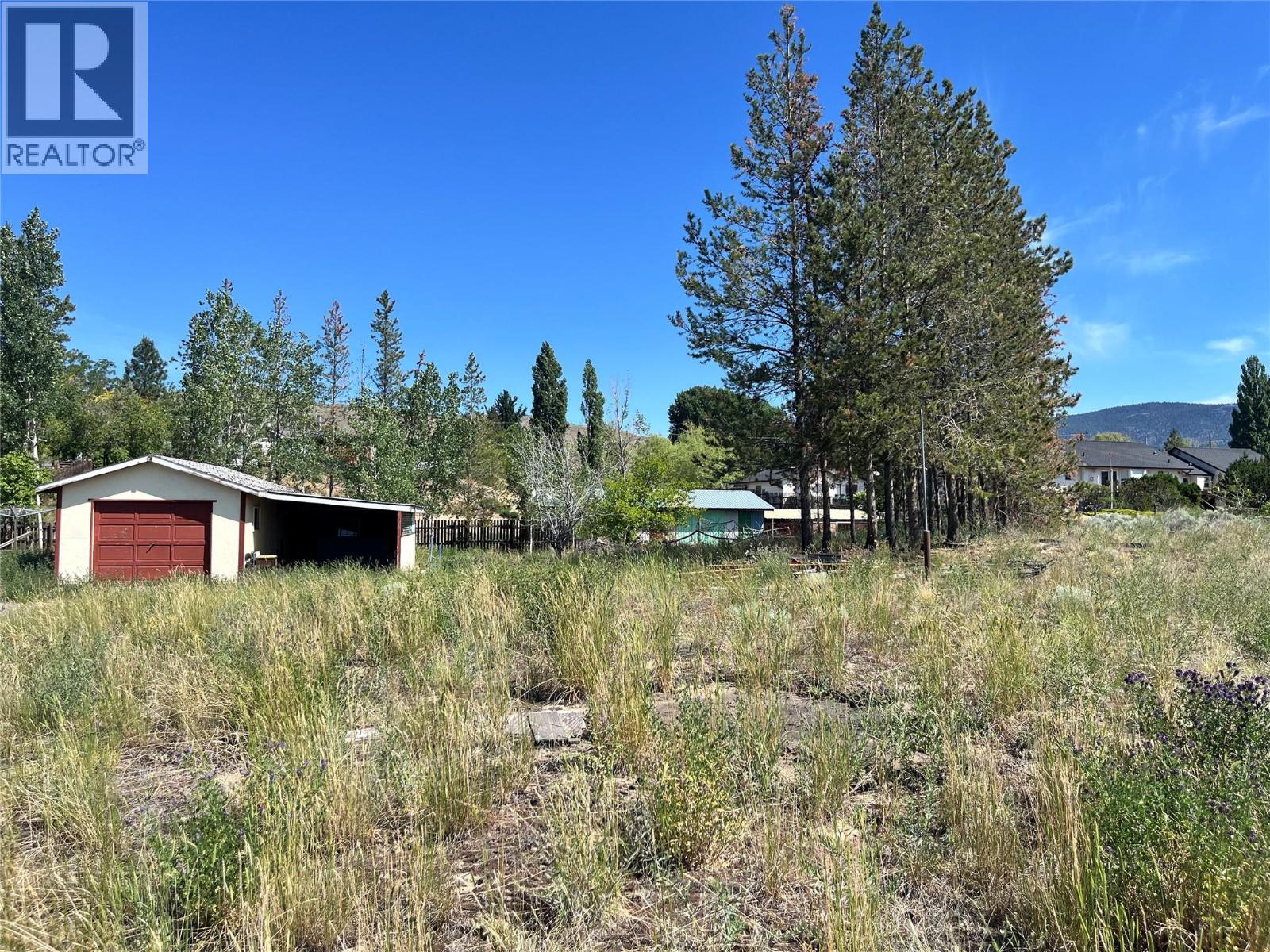 6736 Pinecrest Drive, Kamloops, British Columbia  V0K 2P0 - Photo 7 - 10389318