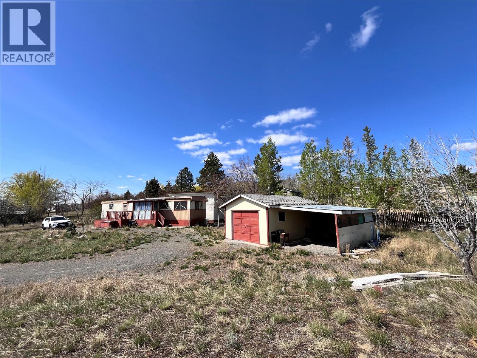 6736 Pinecrest Drive, Kamloops, British Columbia  V0K 2P0 - Photo 9 - 10389318