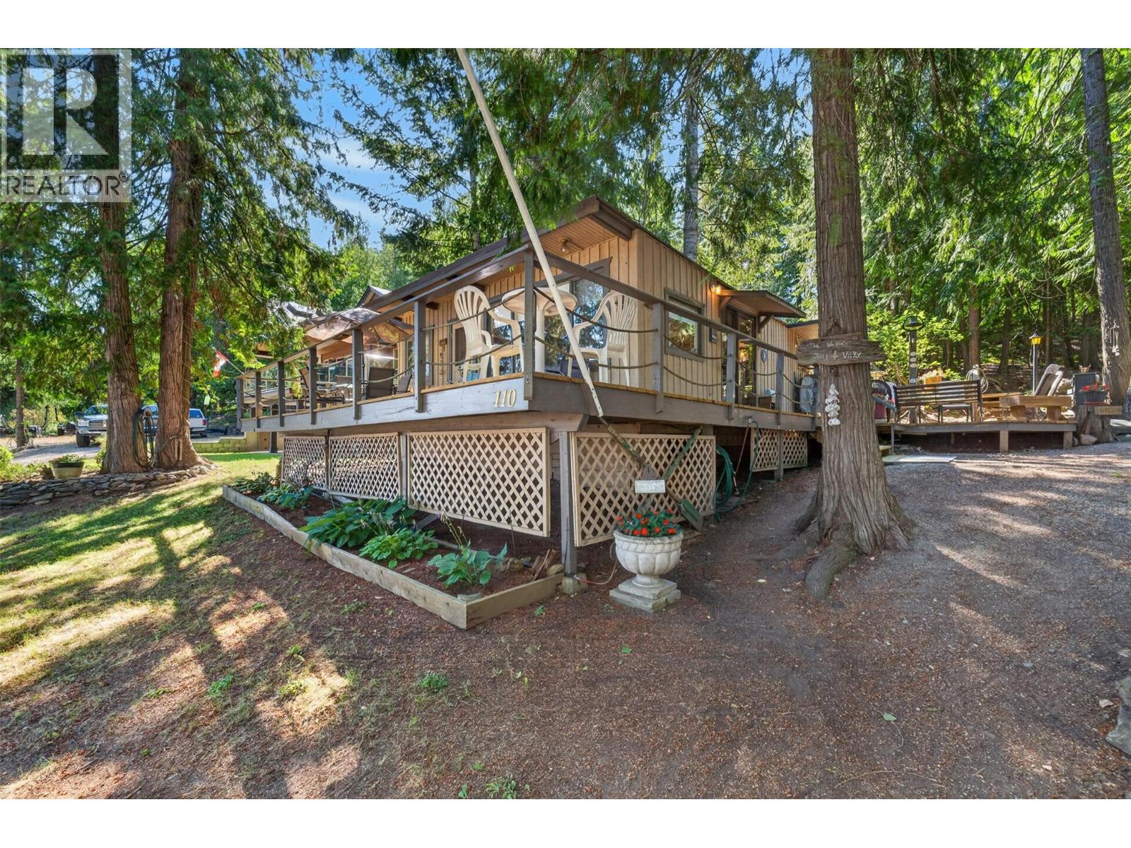 1837 Archibald Road Unit# 110, Blind Bay, British Columbia  V0E 1H1 - Photo 3 - 10396715