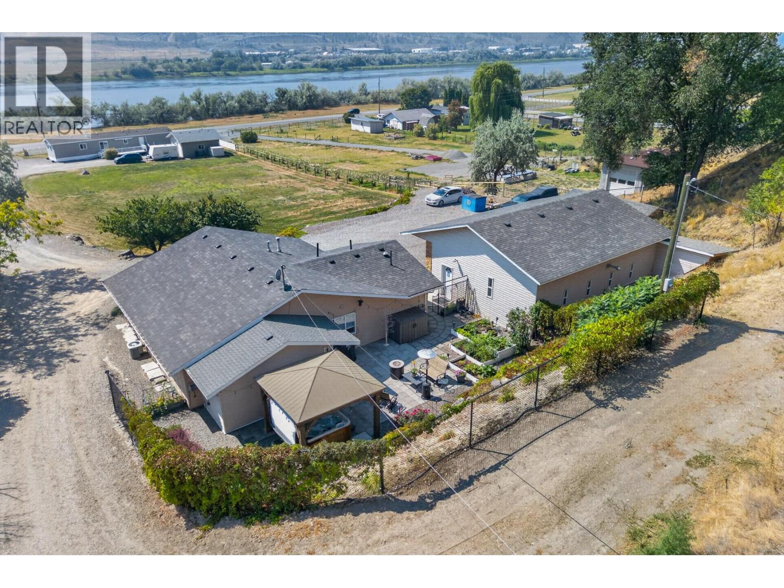 3197 Shuswap Road, Kamloops, British Columbia  V2H 1T1 - Photo 32 - 10396839