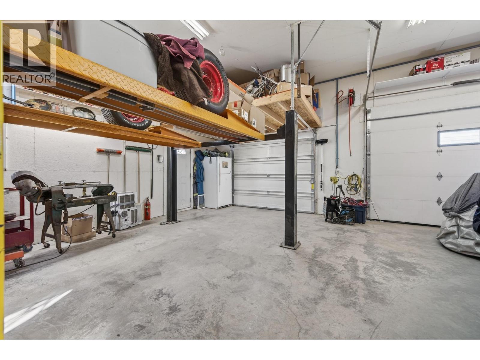 3197 Shuswap Road, Kamloops, British Columbia  V2H 1T1 - Photo 36 - 10396839