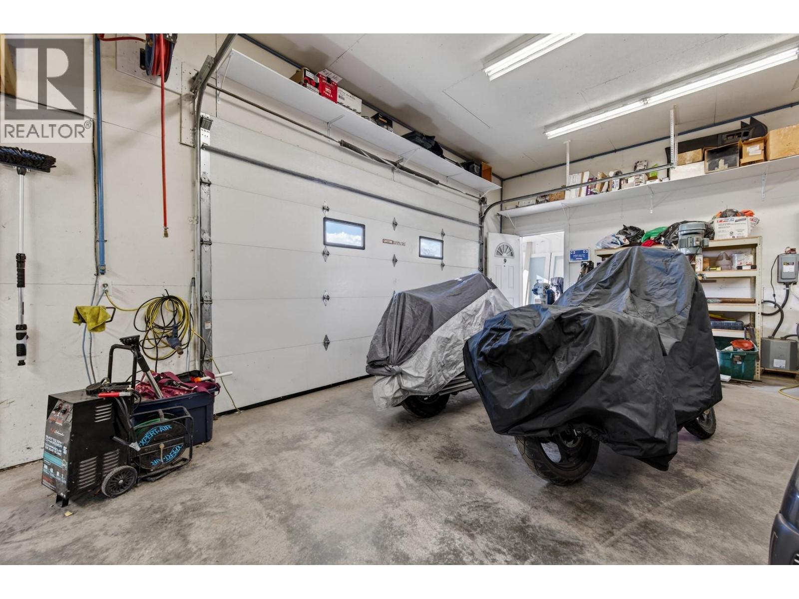 3197 Shuswap Road, Kamloops, British Columbia  V2H 1T1 - Photo 38 - 10396839