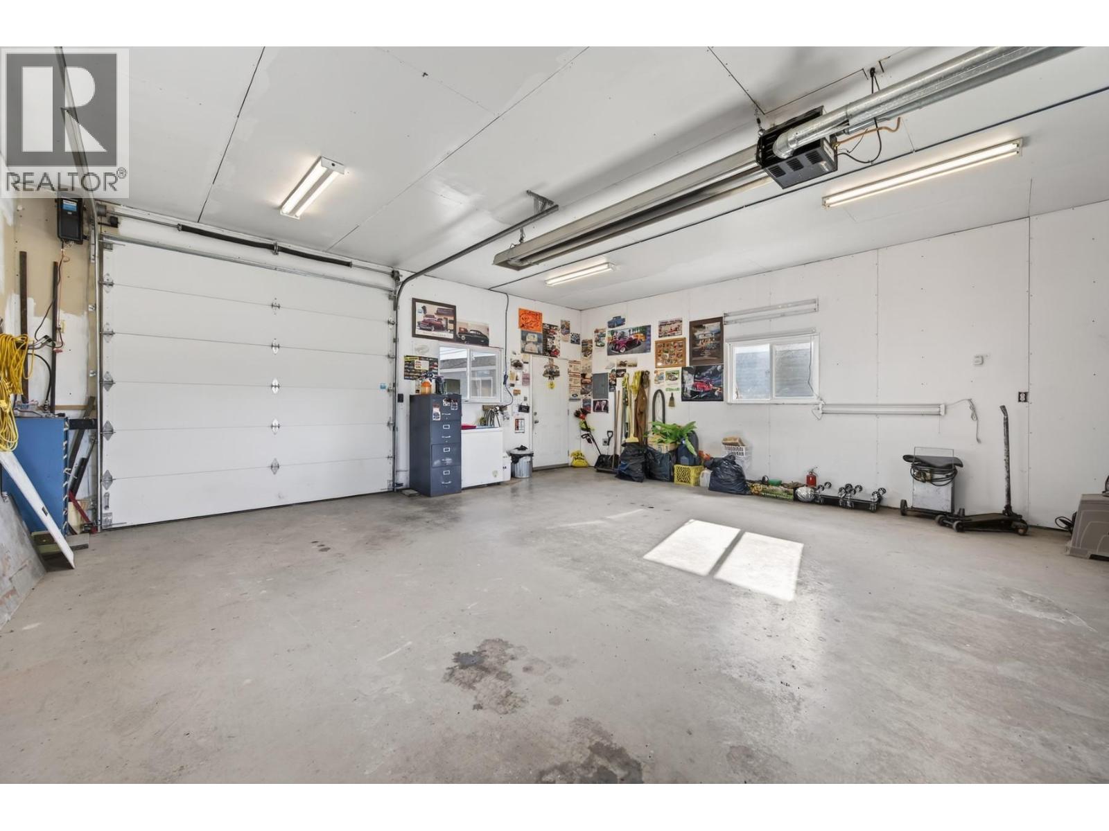 3197 Shuswap Road, Kamloops, British Columbia  V2H 1T1 - Photo 66 - 10396839