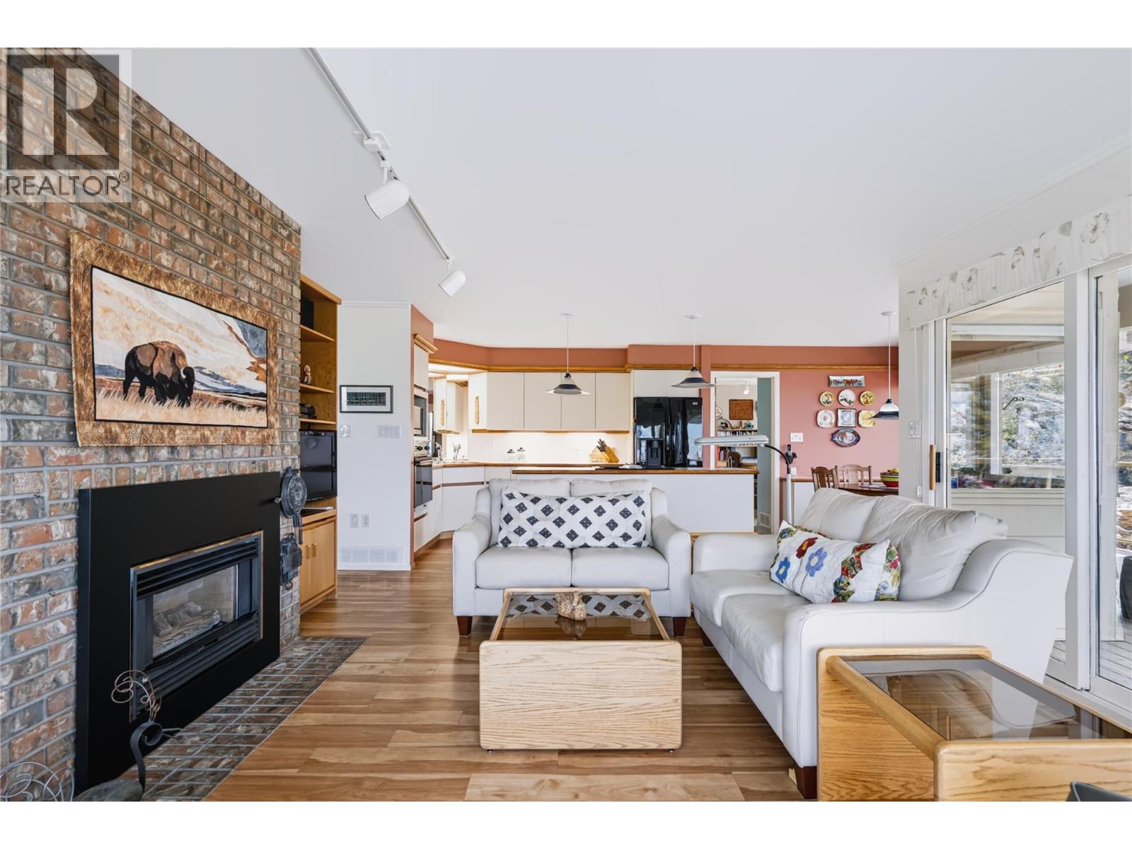 3954 Valleyview Road, Penticton, British Columbia  V2A 8V8 - Photo 9 - 10395729