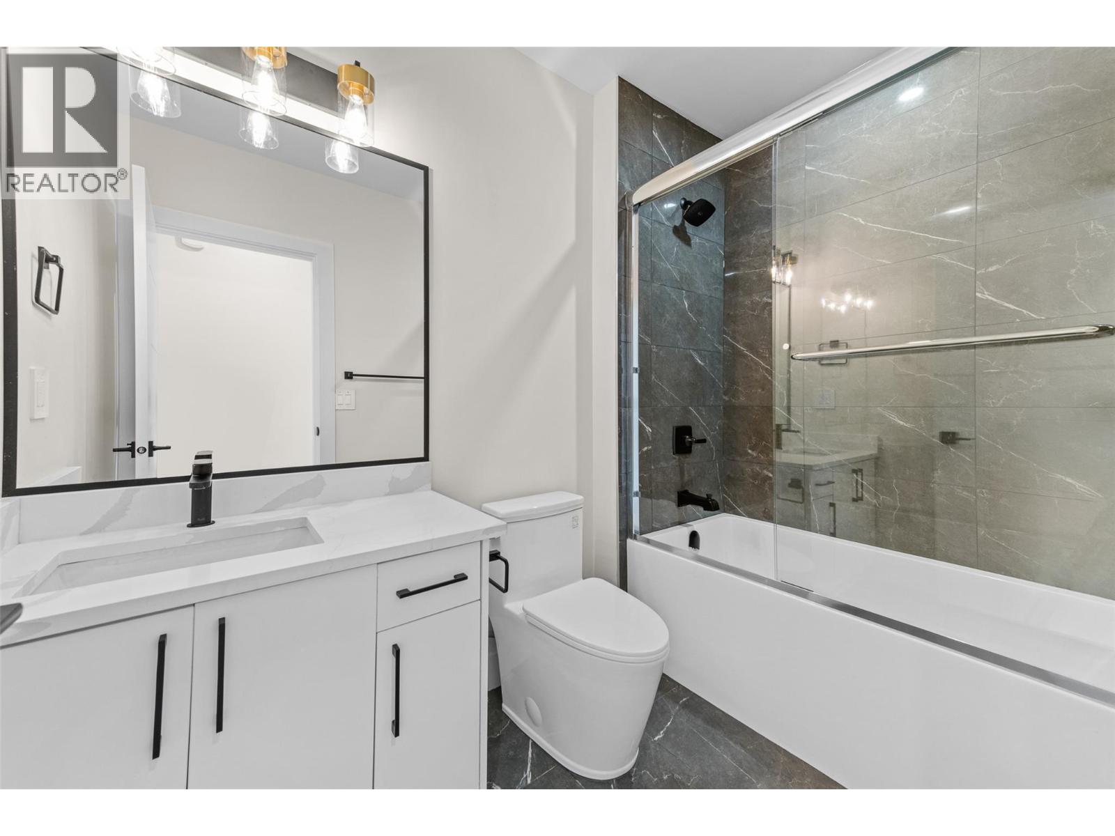 1034 Martin Avenue Unit# 3, Kelowna, British Columbia  V1Y 6V5 - Photo 17 - 10396710