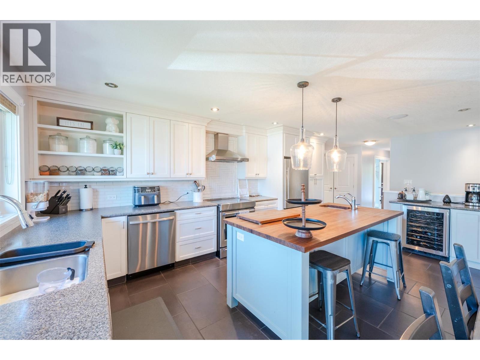 1507 Wharf Street, Summerland, British Columbia  V0H 1Z9 - Photo 10 - 10395077
