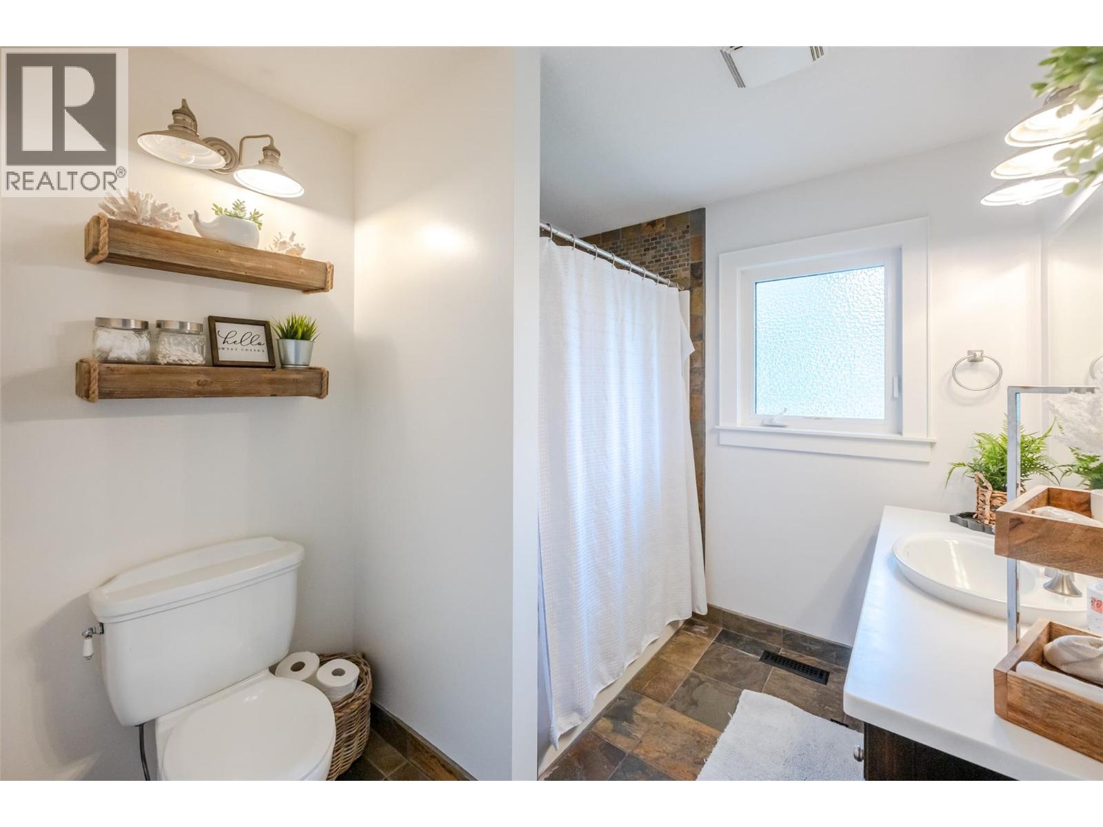 1507 Wharf Street, Summerland, British Columbia  V0H 1Z9 - Photo 17 - 10395077