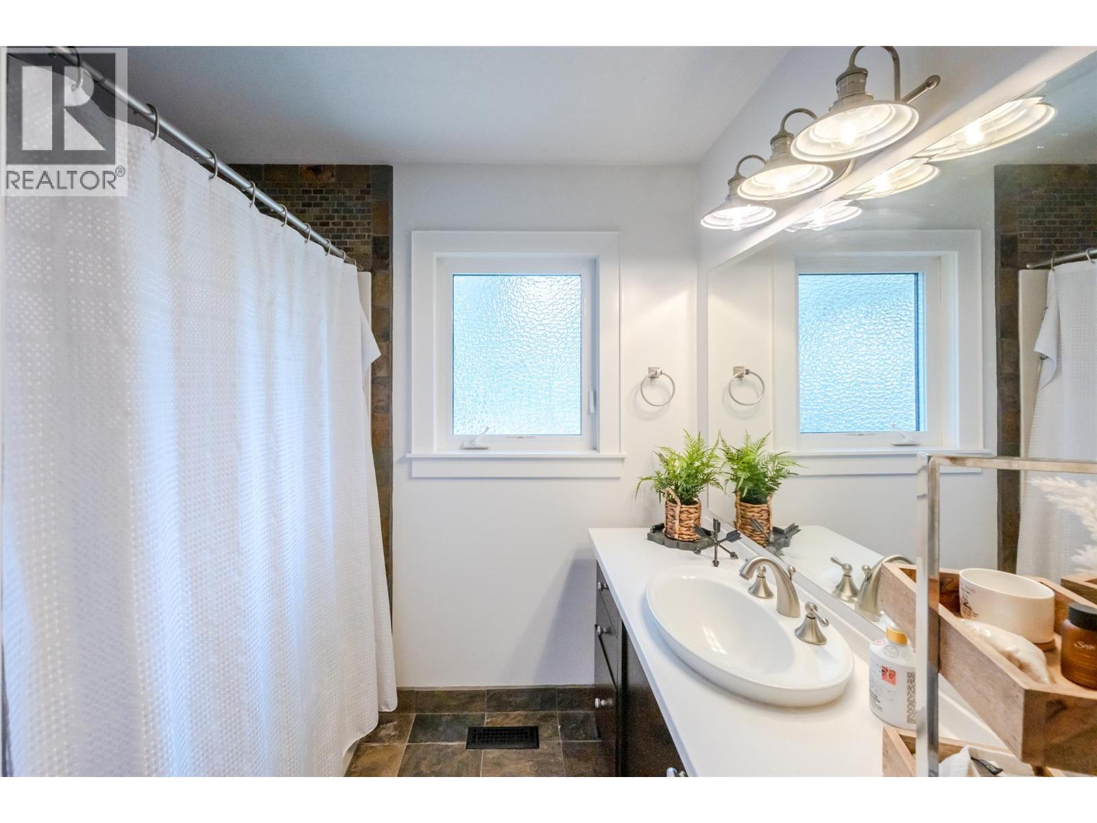 1507 Wharf Street, Summerland, British Columbia  V0H 1Z9 - Photo 18 - 10395077
