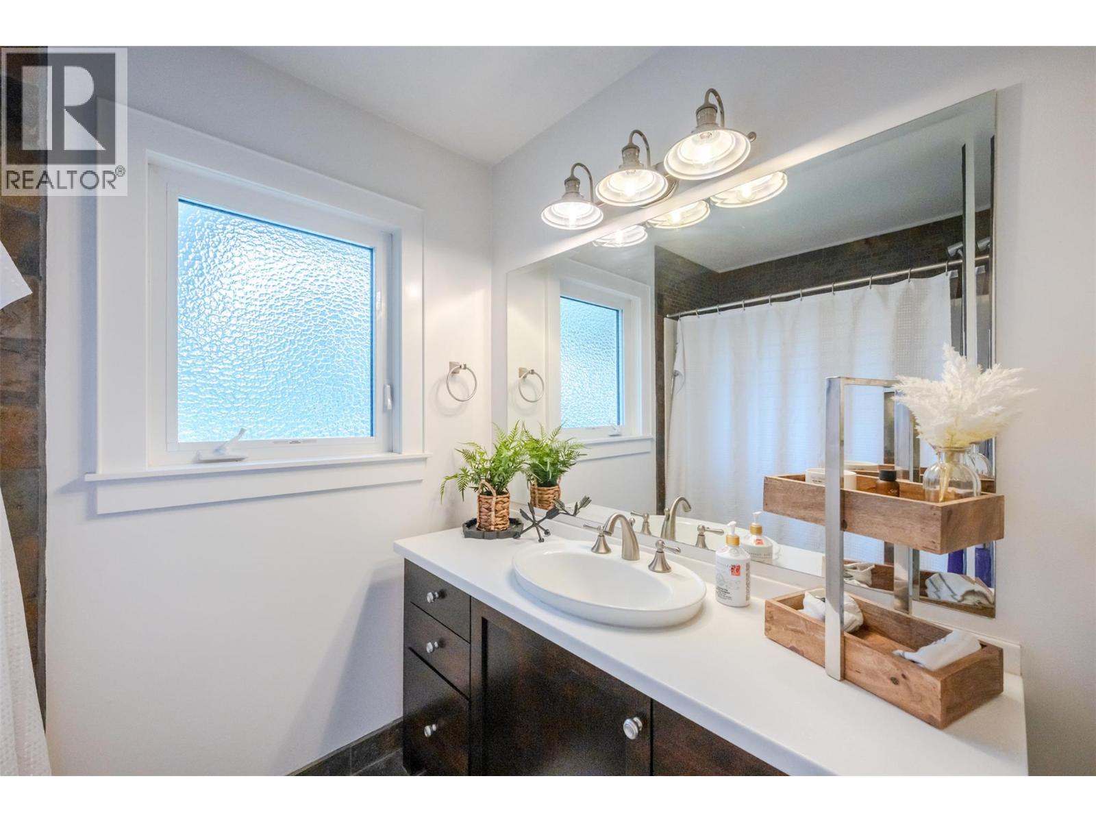 1507 Wharf Street, Summerland, British Columbia  V0H 1Z9 - Photo 19 - 10395077