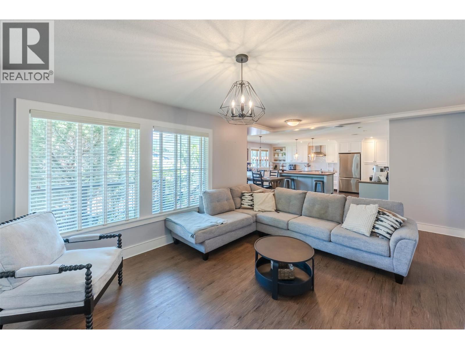1507 Wharf Street, Summerland, British Columbia  V0H 1Z9 - Photo 4 - 10395077