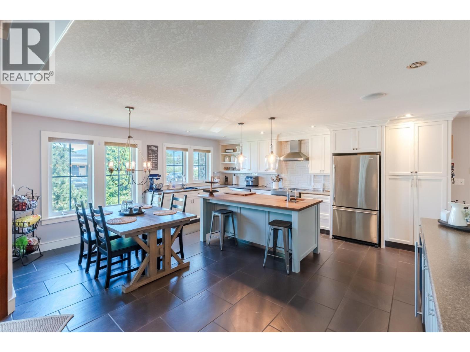 1507 Wharf Street, Summerland, British Columbia  V0H 1Z9 - Photo 5 - 10395077
