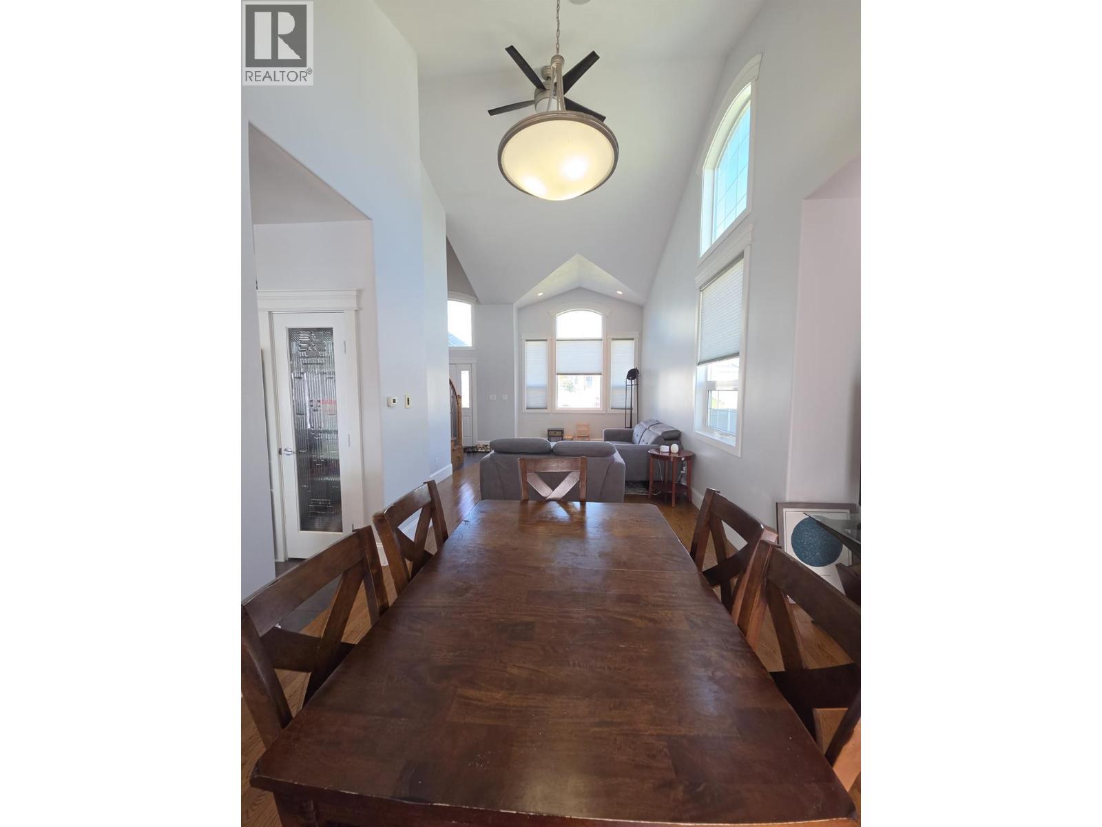 901 89 Avenue, Dawson Creek, British Columbia  V1G 0A8 - Photo 11 - 10397014