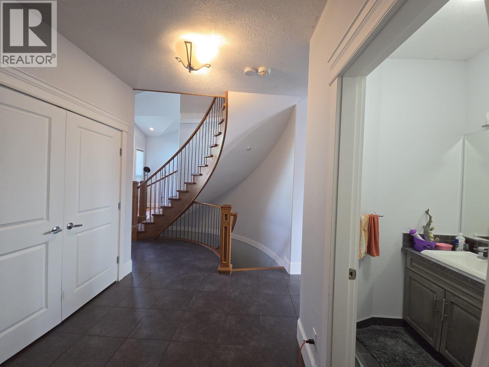 901 89 Avenue, Dawson Creek, British Columbia  V1G 0A8 - Photo 28 - 10397014