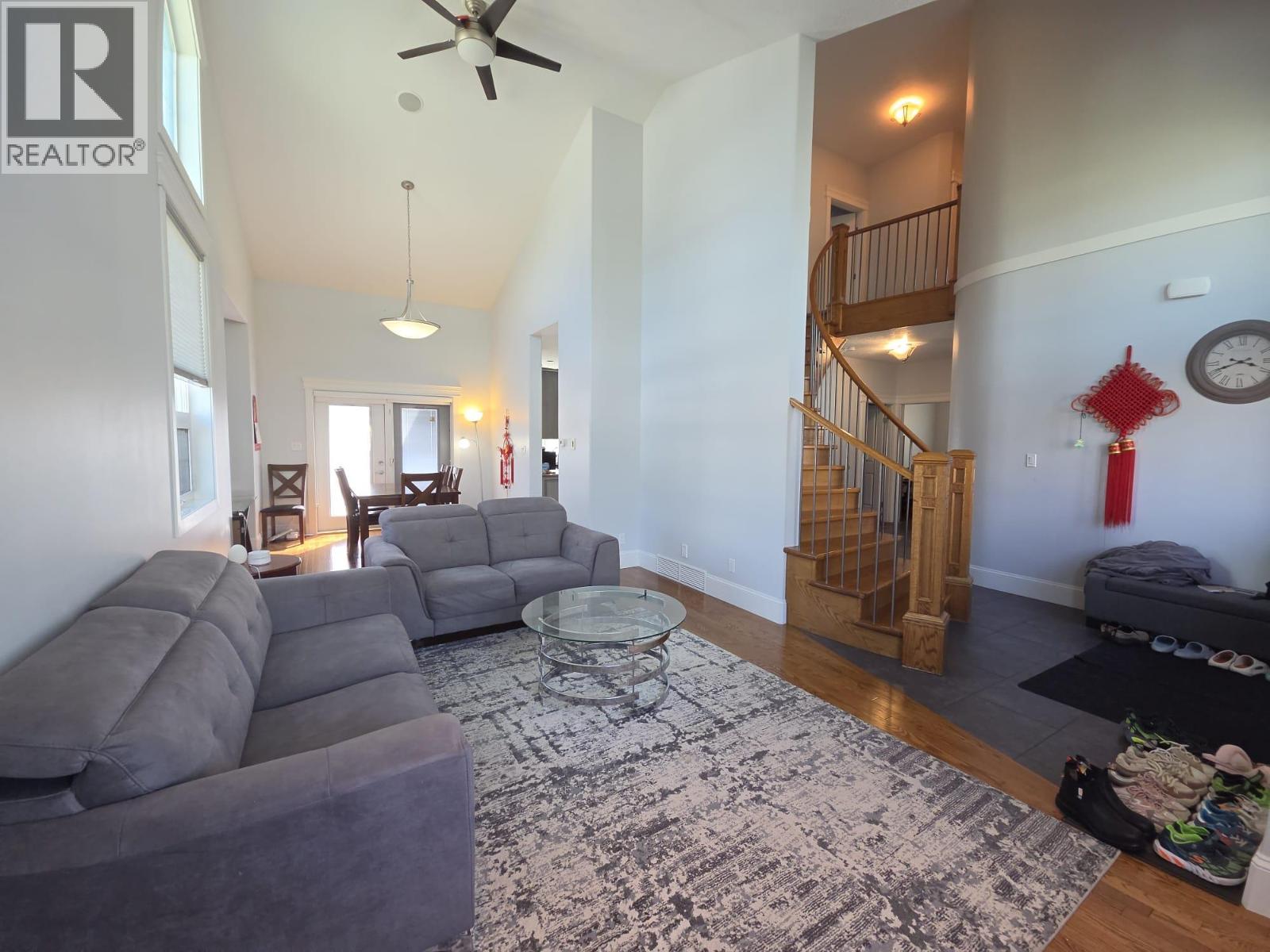 901 89 Avenue, Dawson Creek, British Columbia  V1G 0A8 - Photo 4 - 10397014