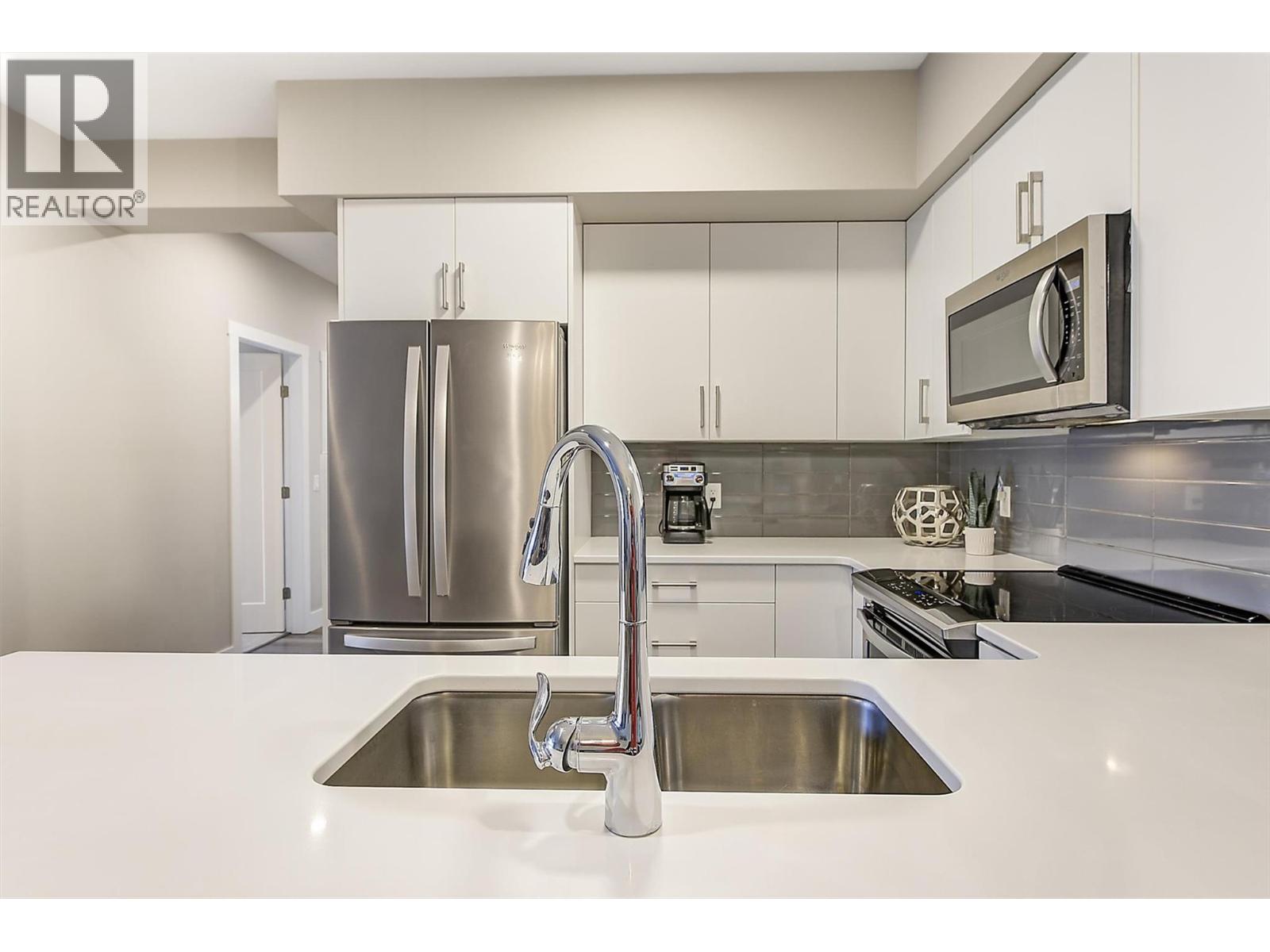 3090 Burtch Road Unit# 201, Kelowna, British Columbia  V1W 5G9 - Photo 4 - 10396996