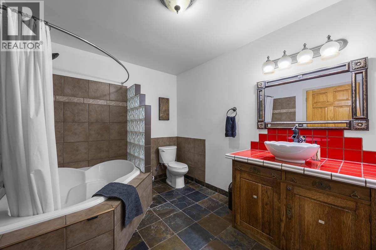 1828 Norview Place, Kamloops, British Columbia  V2B 8L8 - Photo 52 - 10396908