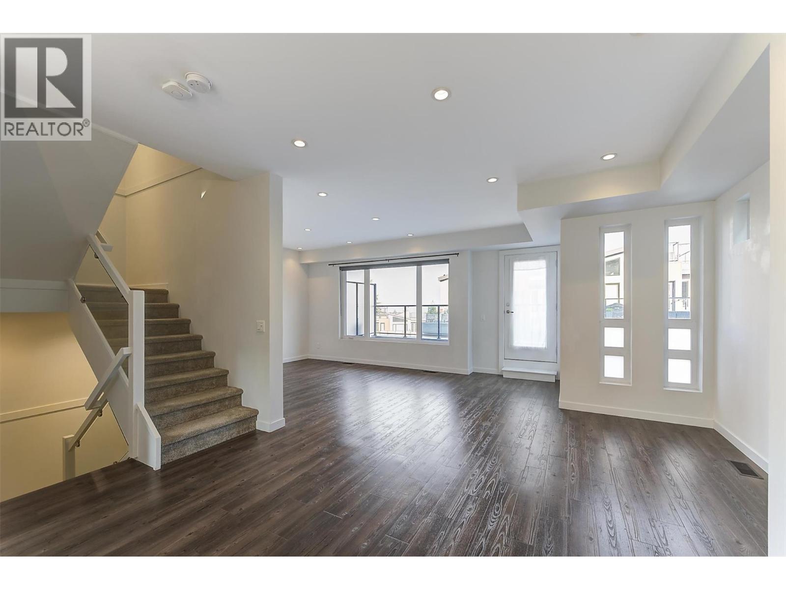 1818 Peak Point Court Unit# 32, West Kelowna, British Columbia  V1Z 4B4 - Photo 8 - 10396684