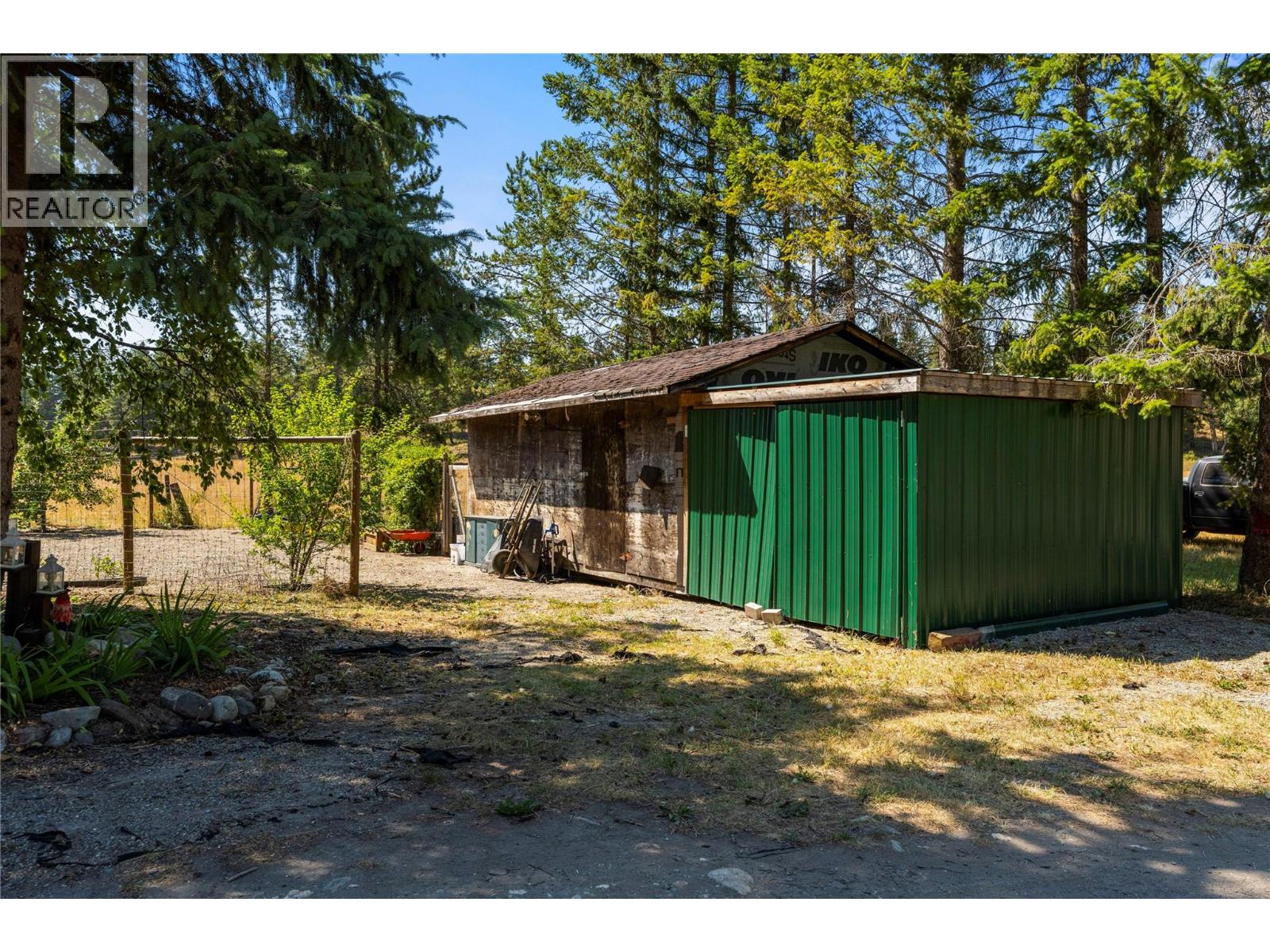 93 Westwood Road, Lumby, British Columbia  V0E 2G1 - Photo 3 - 10396627