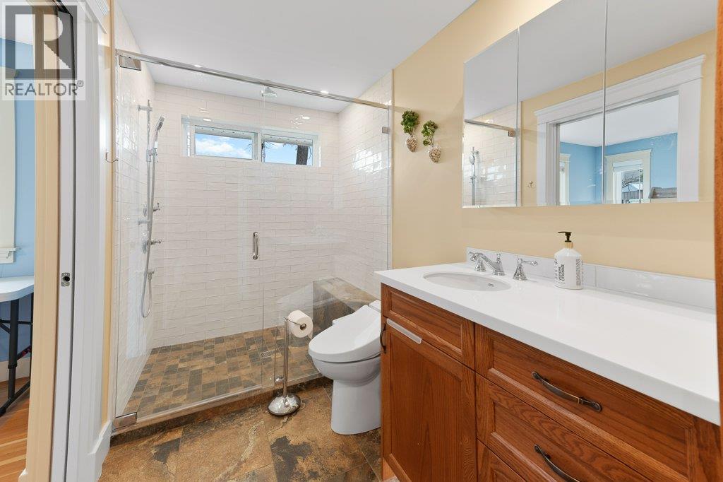 4852-4858 Lakeshore Road, Kelowna, British Columbia  V1W 4H7 - Photo 45 - 10397006