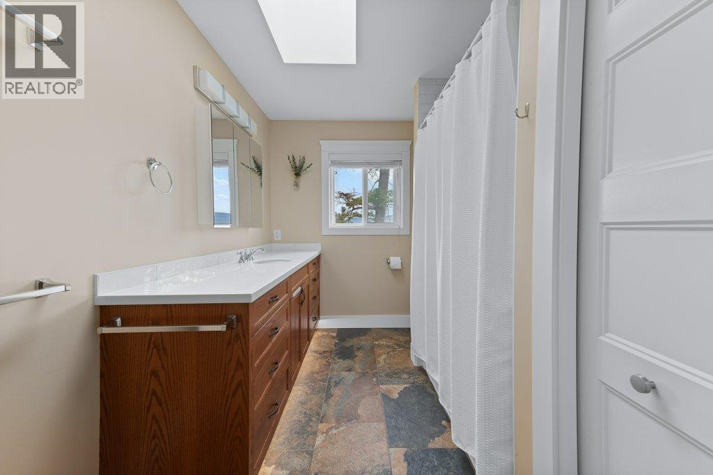 4852-4858 Lakeshore Road, Kelowna, British Columbia  V1W 4H7 - Photo 58 - 10397006