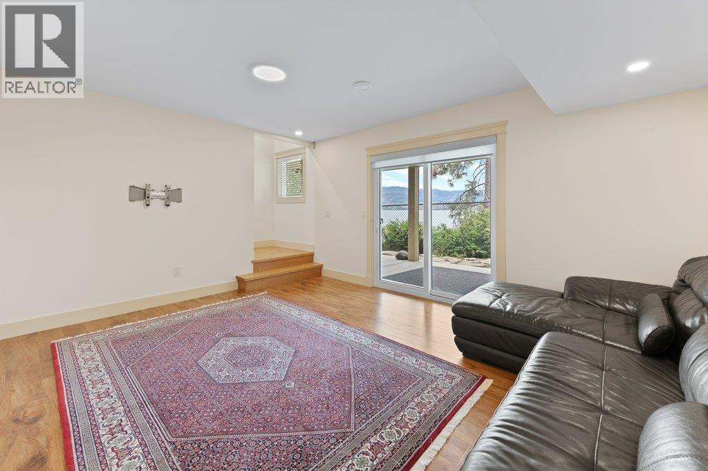 4852-4858 Lakeshore Road, Kelowna, British Columbia  V1W 4H7 - Photo 61 - 10397006
