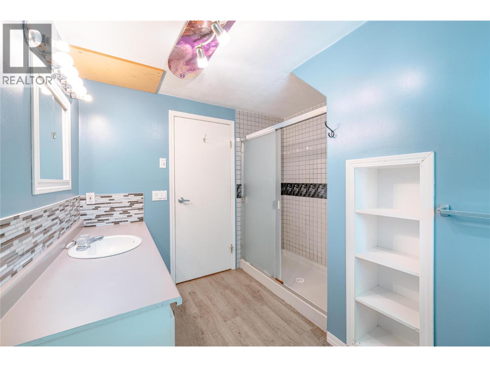 503 Third Street E, Revelstoke, British Columbia  V0E 2S0 - Photo 43 - 10396970