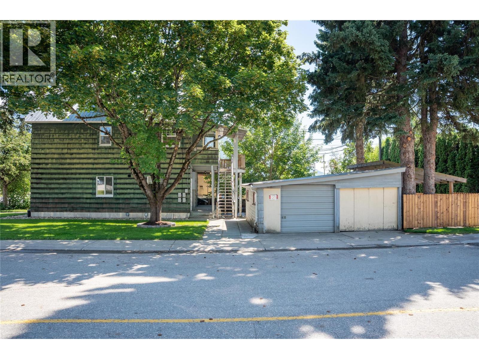 503 Third Street E, Revelstoke, British Columbia  V0E 2S0 - Photo 59 - 10396970