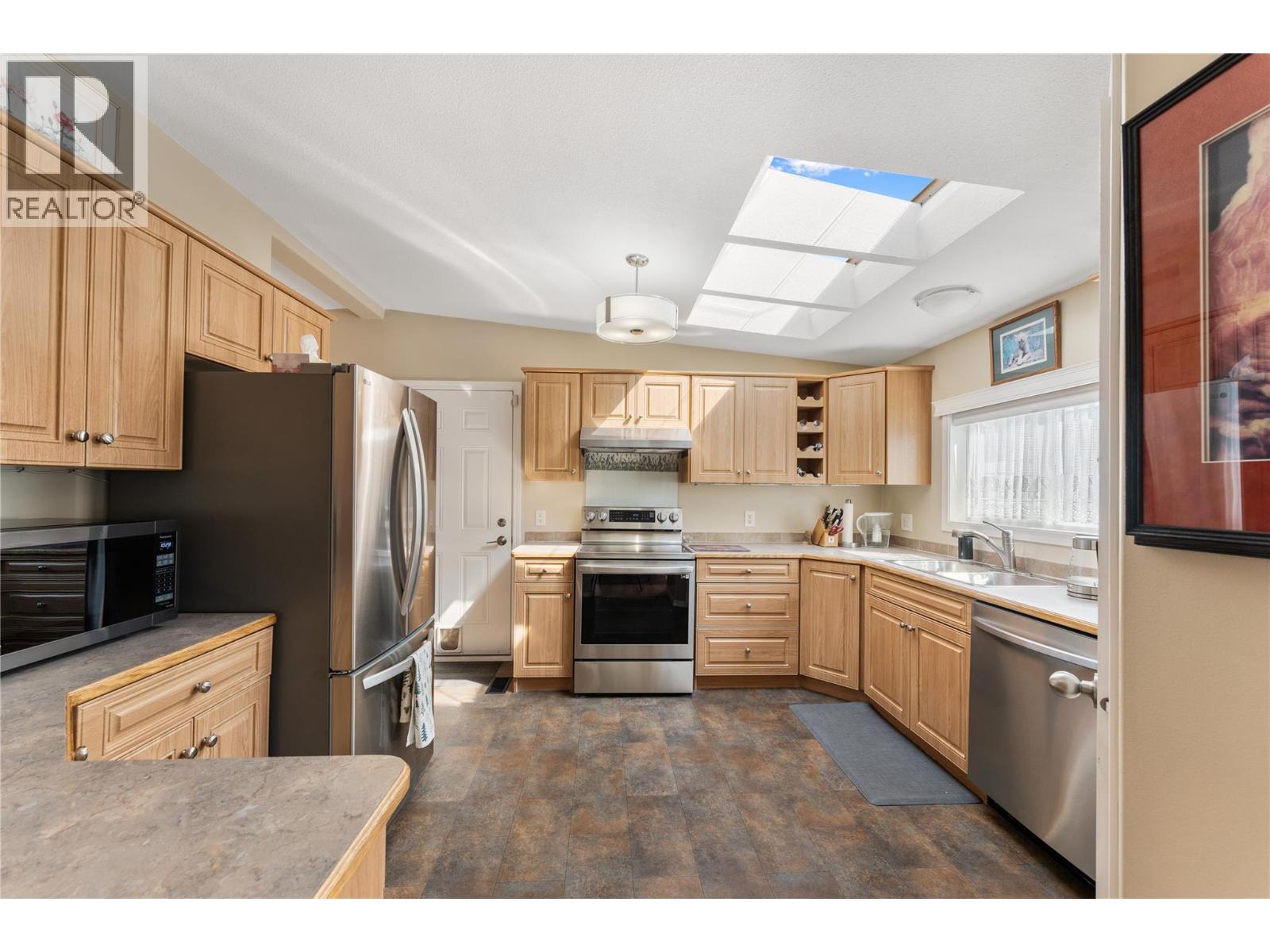 6688 Tronson Road Unit# 31, Vernon, British Columbia  V1H 1R9 - Photo 3 - 10396950