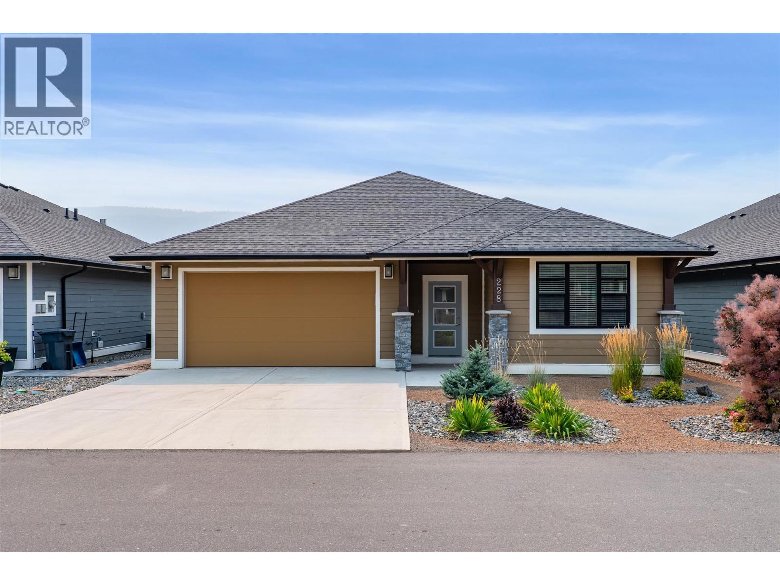 641 Shuswap Road E Unit# 228, Kamloops, British Columbia  V2H 0E2 - Photo 1 - 10396920