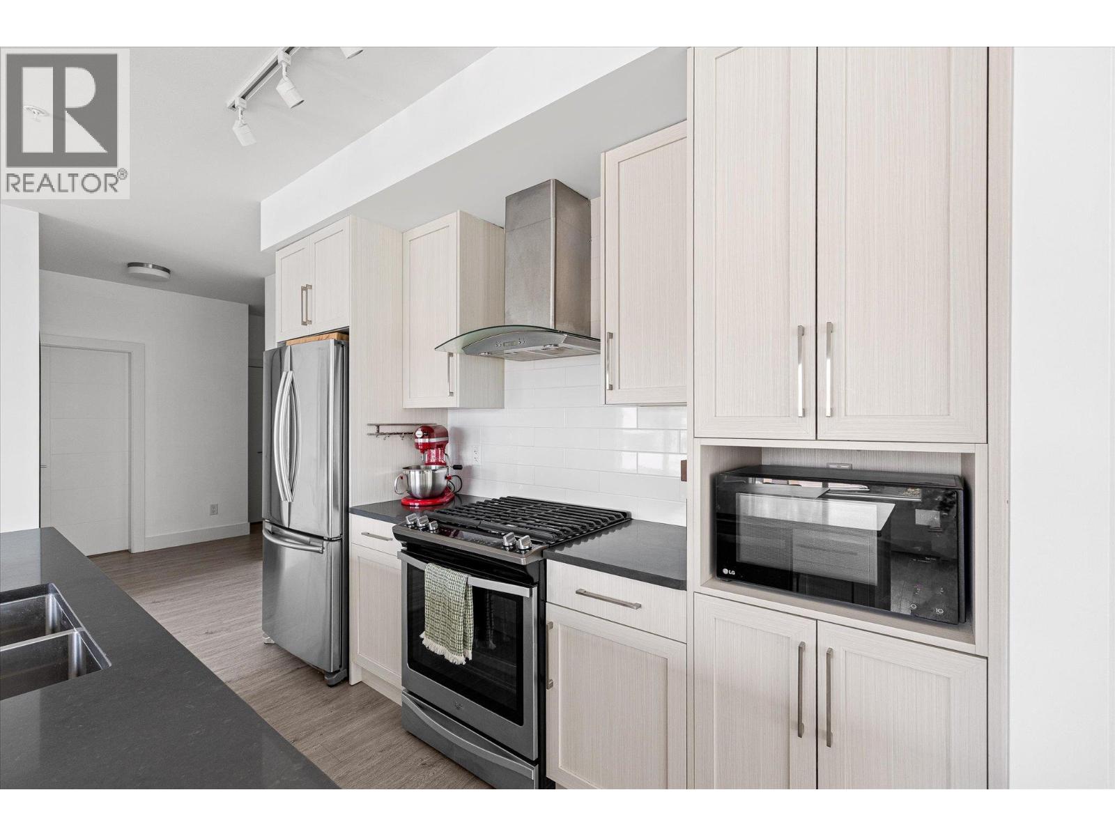 4380 Lakeshore Road Unit# 206, Kelowna, British Columbia  V1W 5N3 - Photo 11 - 10396980