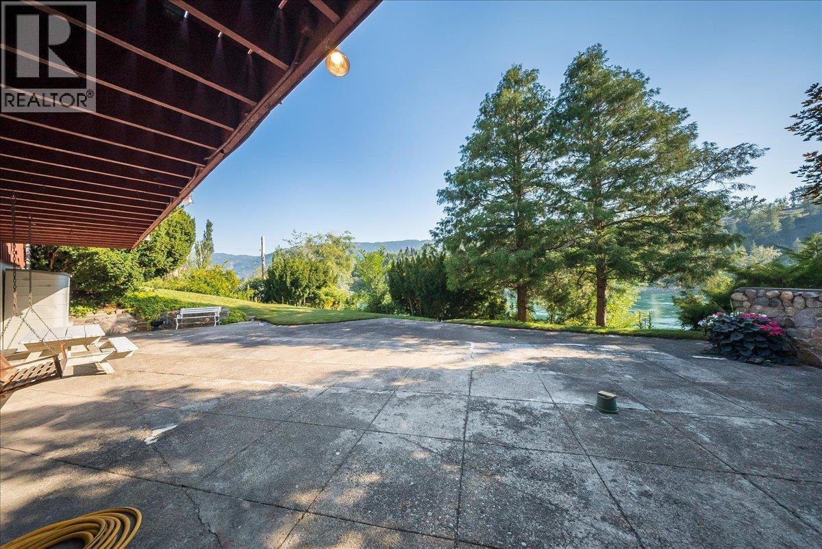 20 Hazlewood Drive, Trail, British Columbia  V1R 1E4 - Photo 35 - 10396937