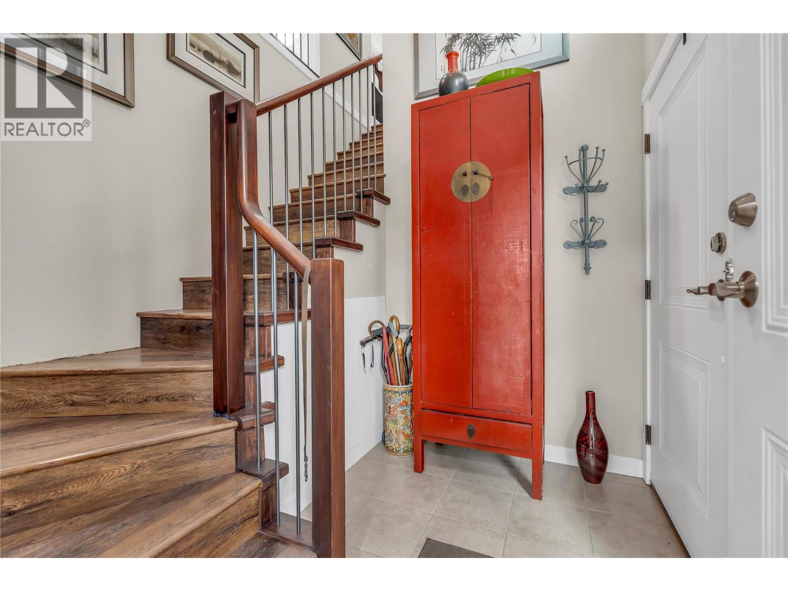 442 Alexander Ave Avenue Unit# 201, Penticton, British Columbia  V2A 1E5 - Photo 2 - 10387232