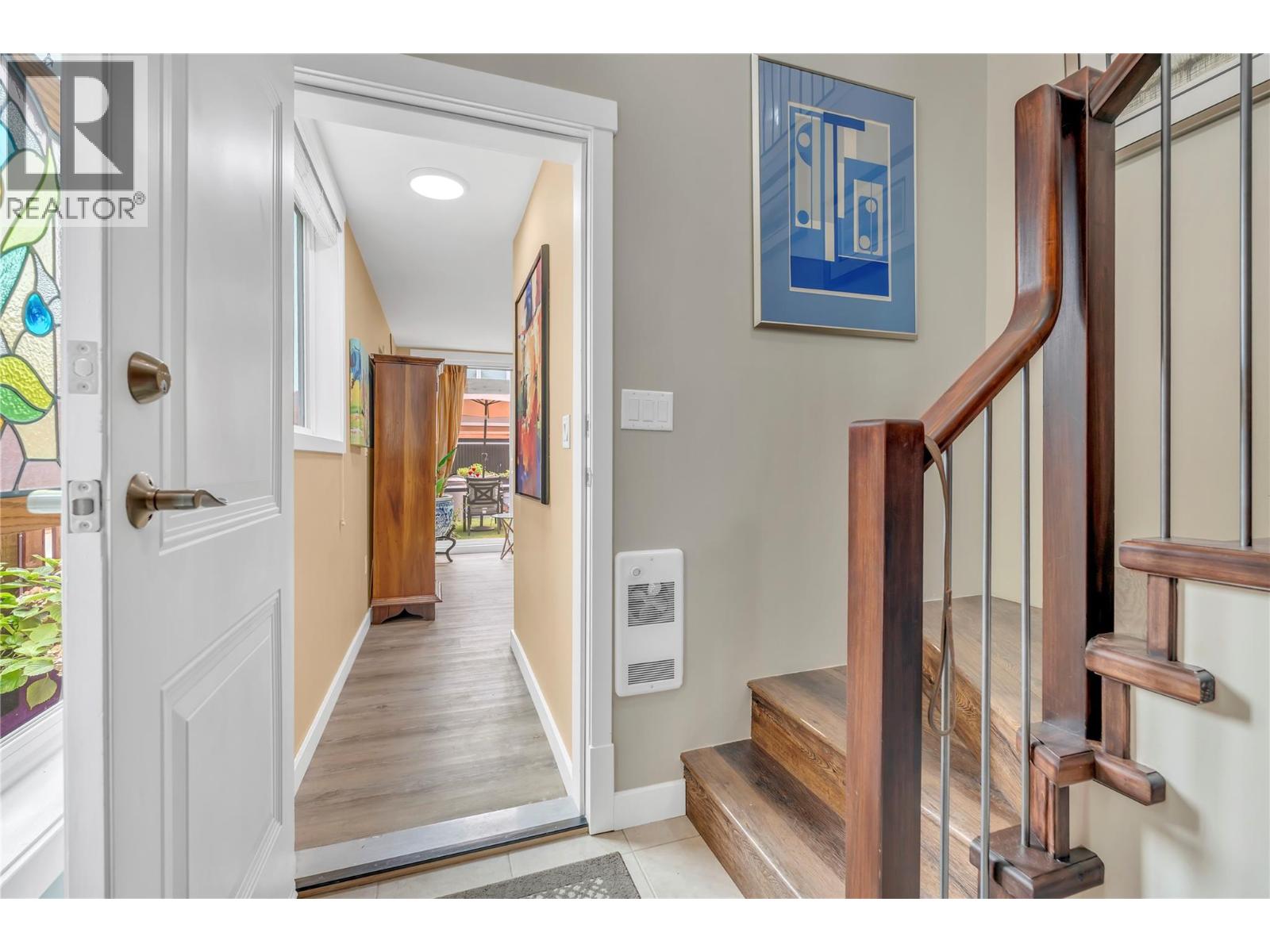 442 Alexander Ave Avenue Unit# 201, Penticton, British Columbia  V2A 1E5 - Photo 3 - 10387232