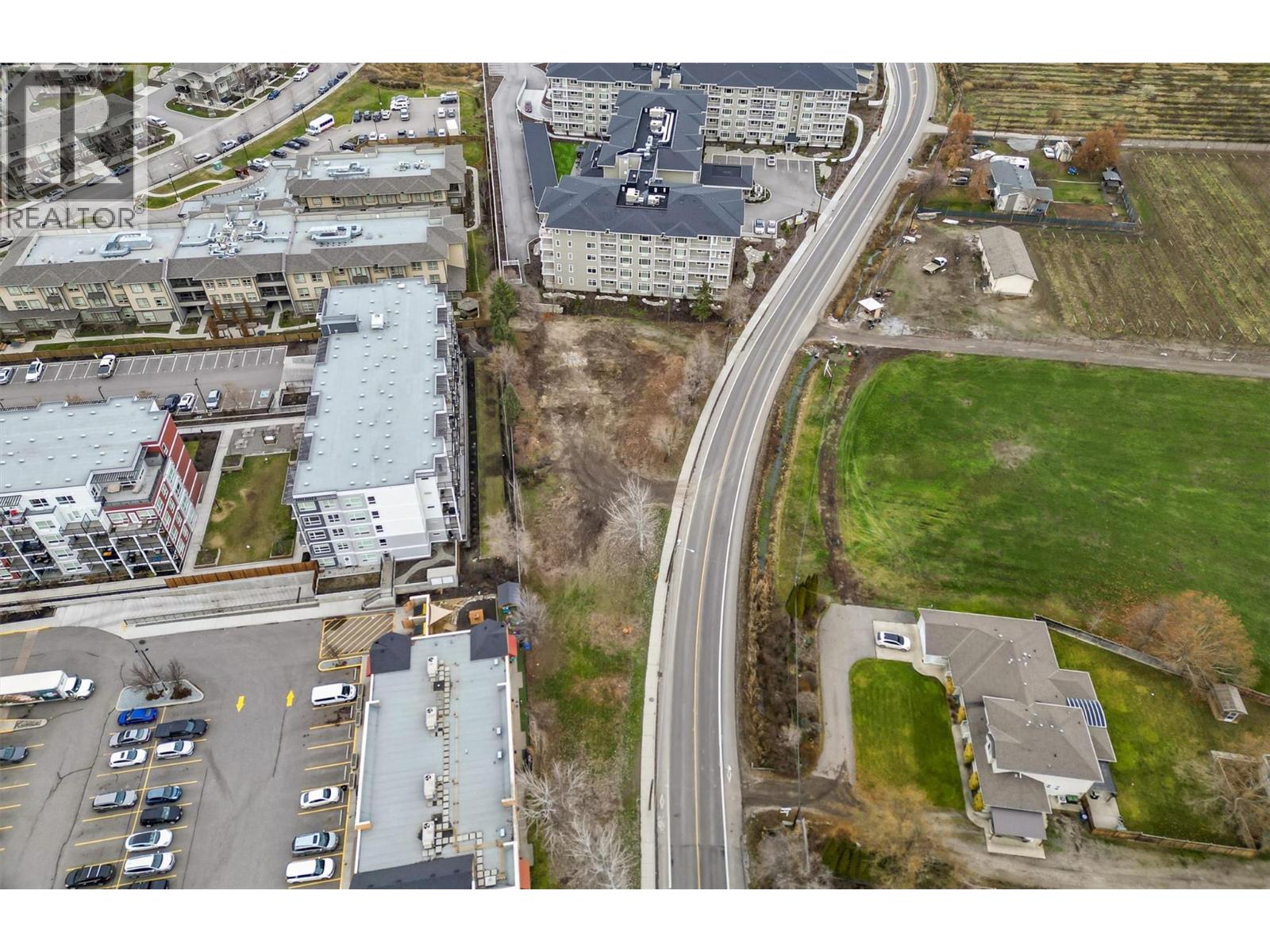 368 Valley Road, Kelowna, British Columbia  V1V 2E5 - Photo 4 - 10396913