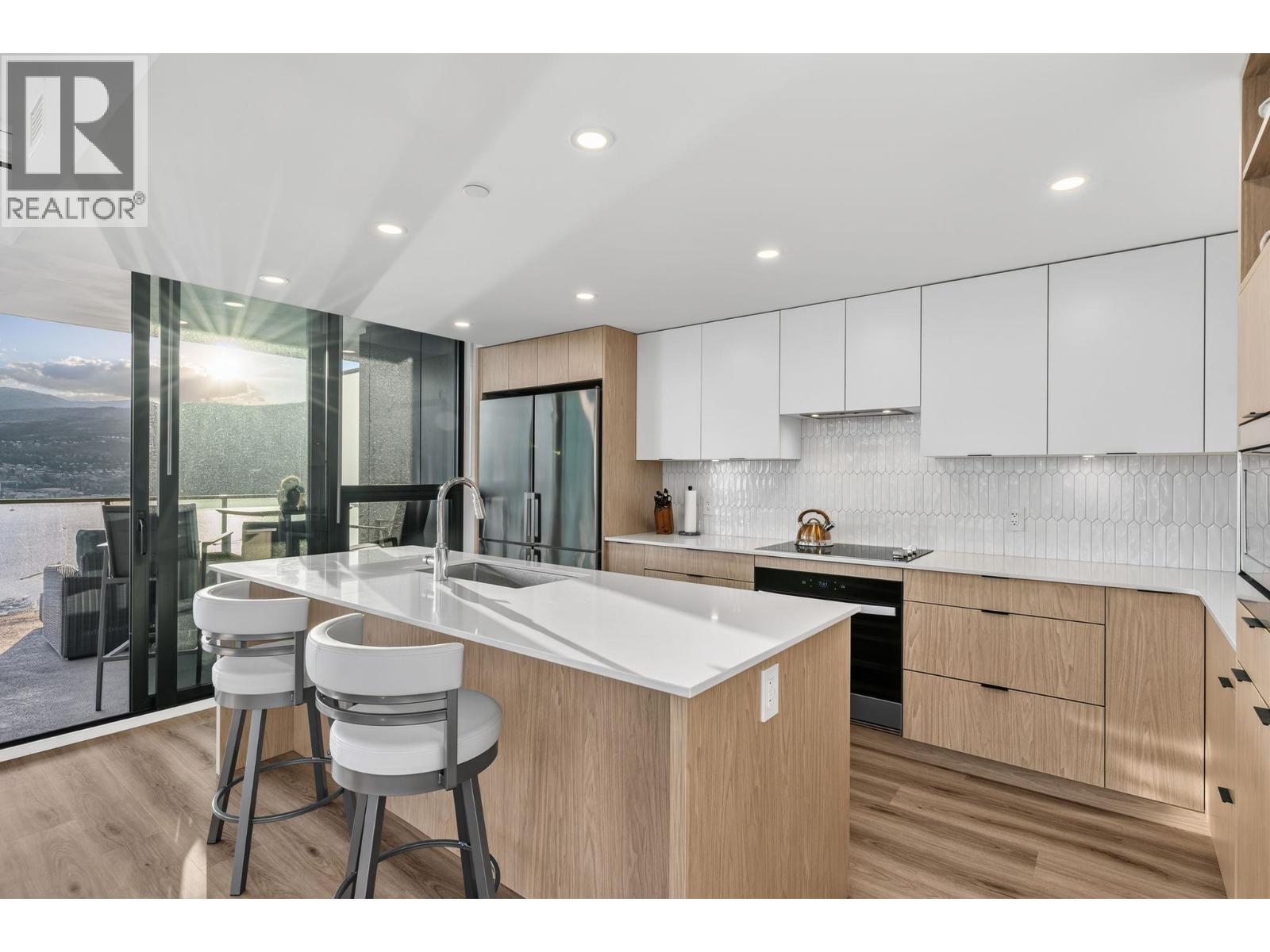 1488 Bertram Street Unit# 3202, Kelowna, British Columbia  V1Y 0M6 - Photo 6 - 10396892