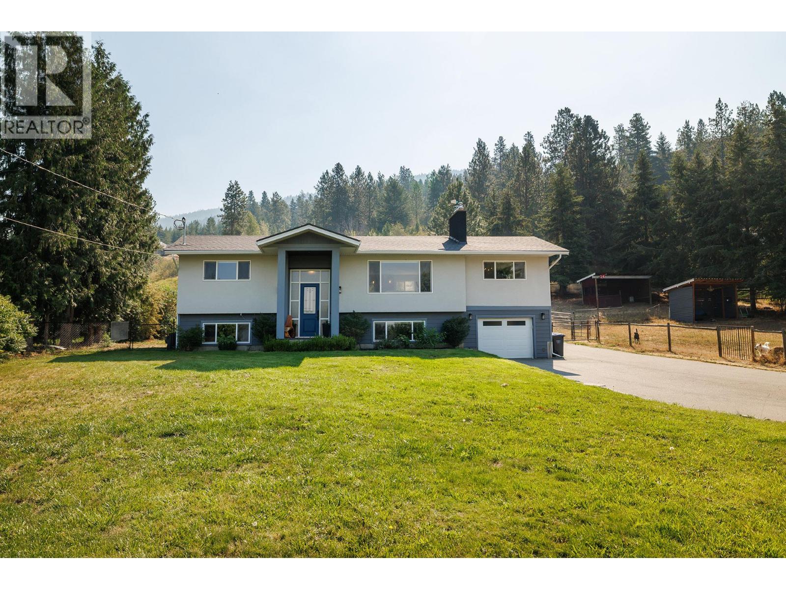 13487 Middle Bench Road, Lake Country, British Columbia  V4V 2B4 - Photo 3 - 10396676