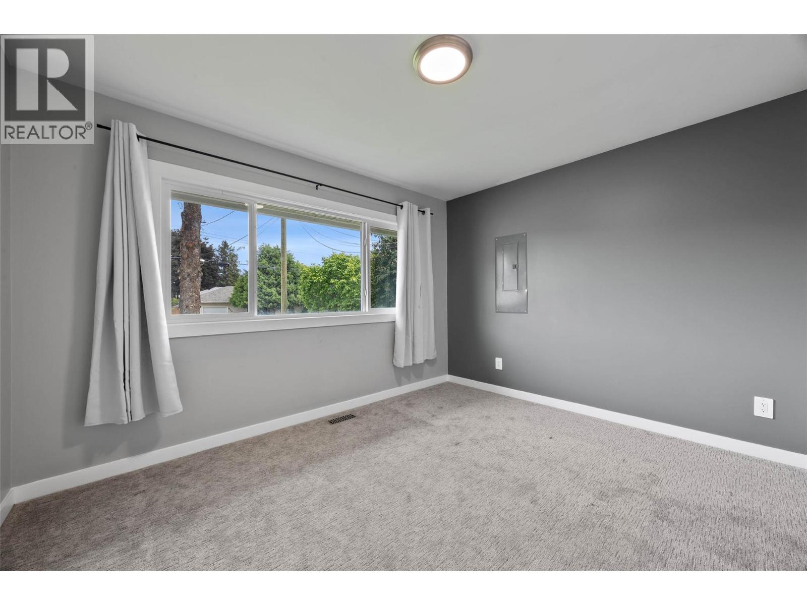 631 Brandon Avenue, Kamloops, British Columbia  V2B 1N5 - Photo 23 - 10396941