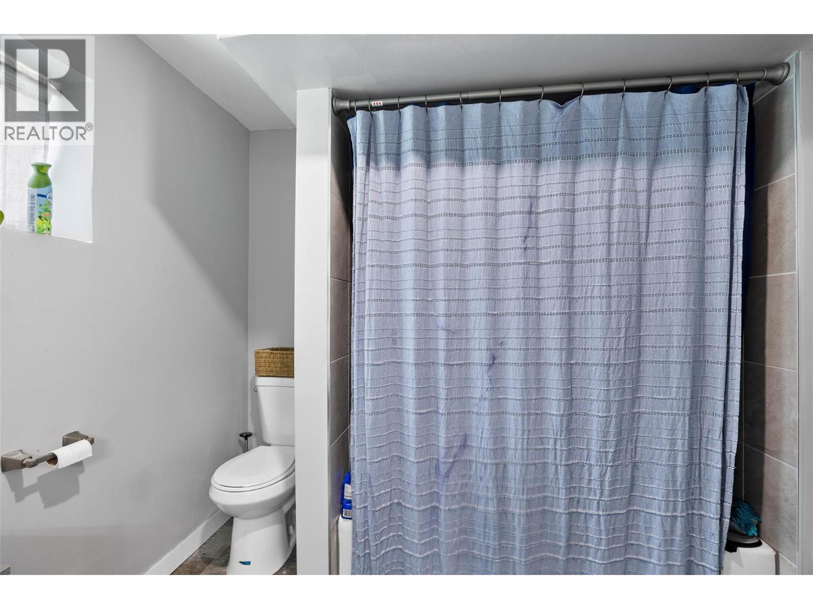 631 Brandon Avenue, Kamloops, British Columbia  V2B 1N5 - Photo 38 - 10396941