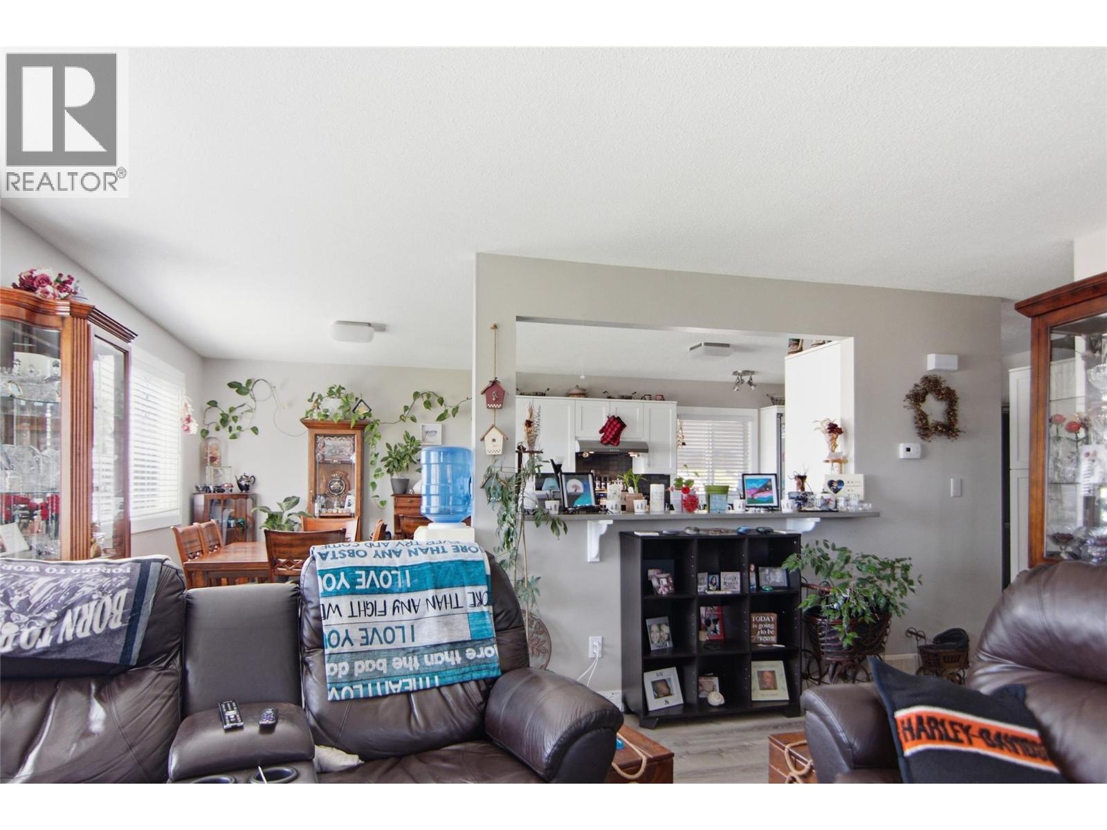 3014 Harwood Road, Lake Country, British Columbia  V4V 1M7 - Photo 6 - 10396904