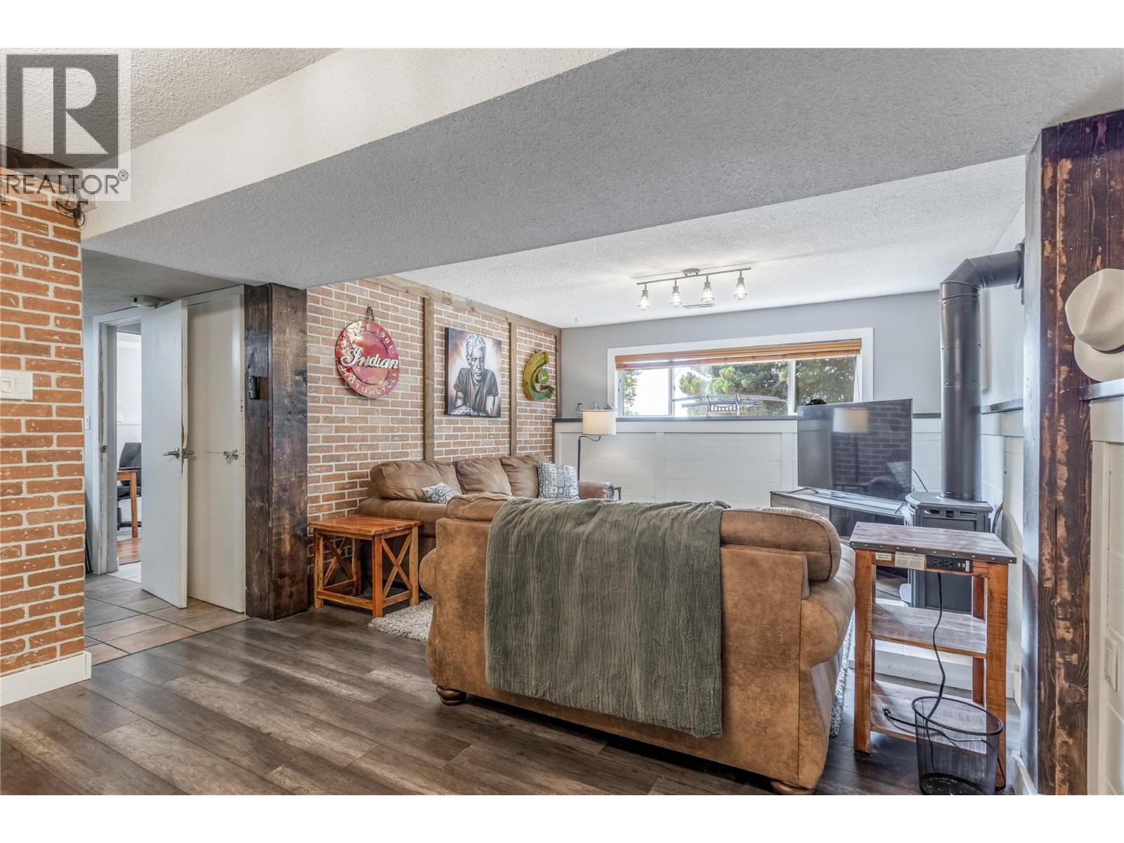 2103 12 Street, Vernon, British Columbia  V1T 3S5 - Photo 24 - 10396644