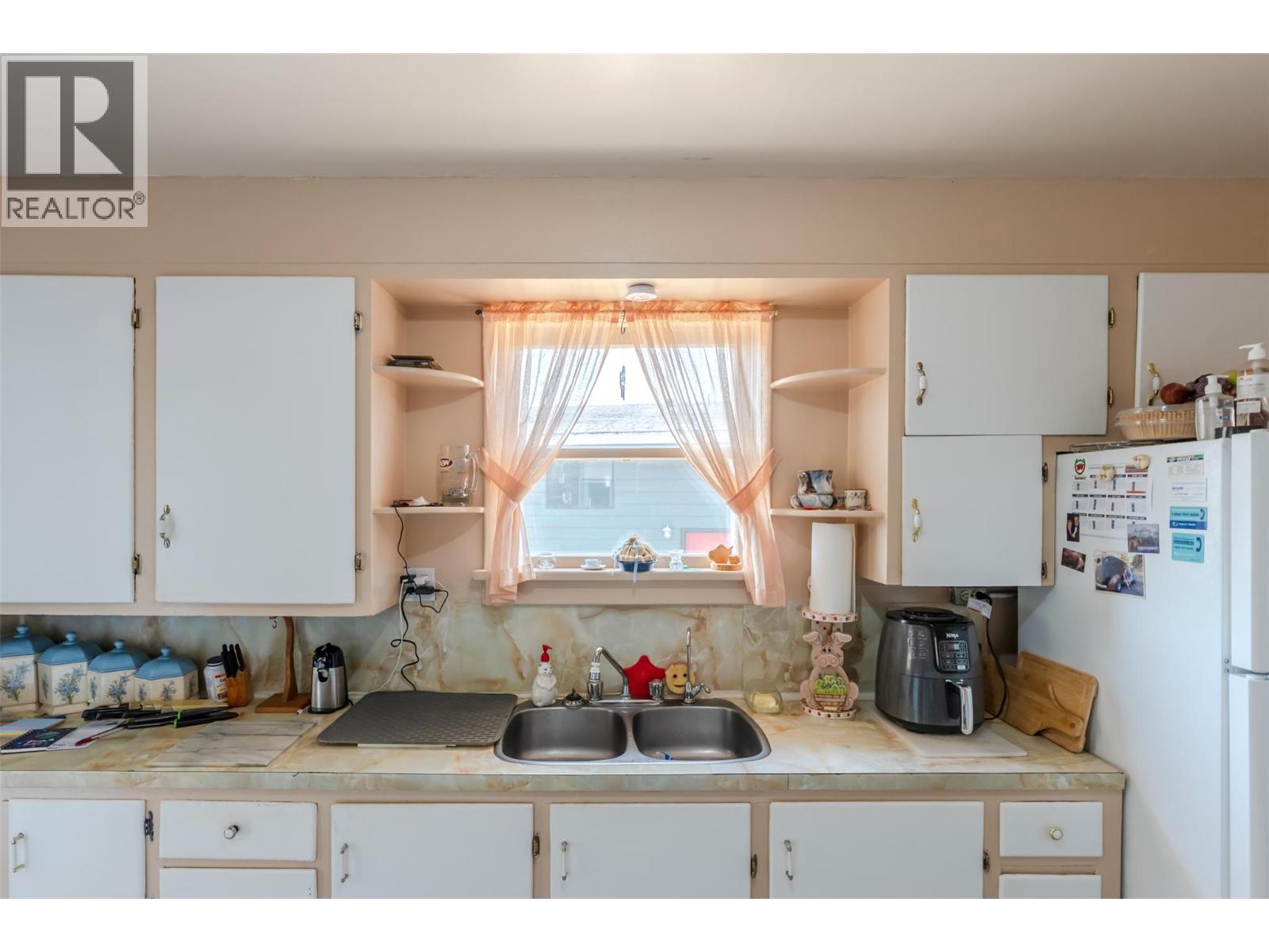 6802 89th Street, Osoyoos, British Columbia  V0H 1V1 - Photo 19 - 10396860