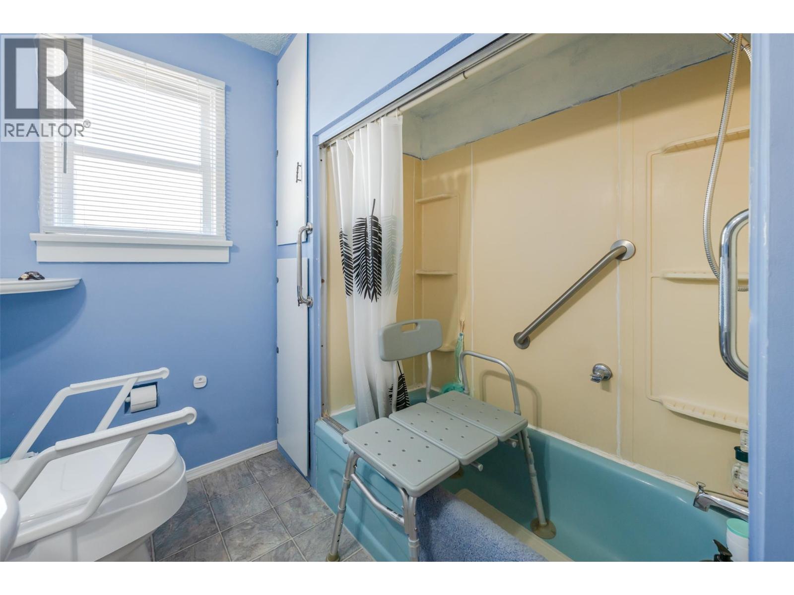 6802 89th Street, Osoyoos, British Columbia  V0H 1V1 - Photo 26 - 10396860
