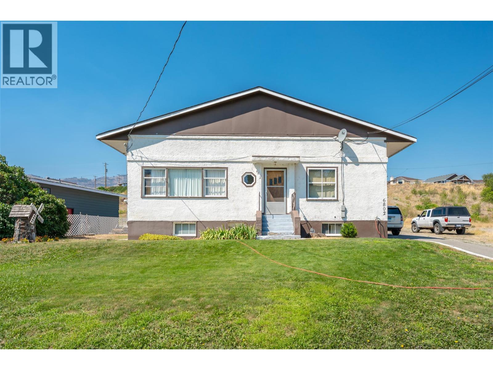 6802 89th Street, Osoyoos, British Columbia  V0H 1V1 - Photo 4 - 10396860