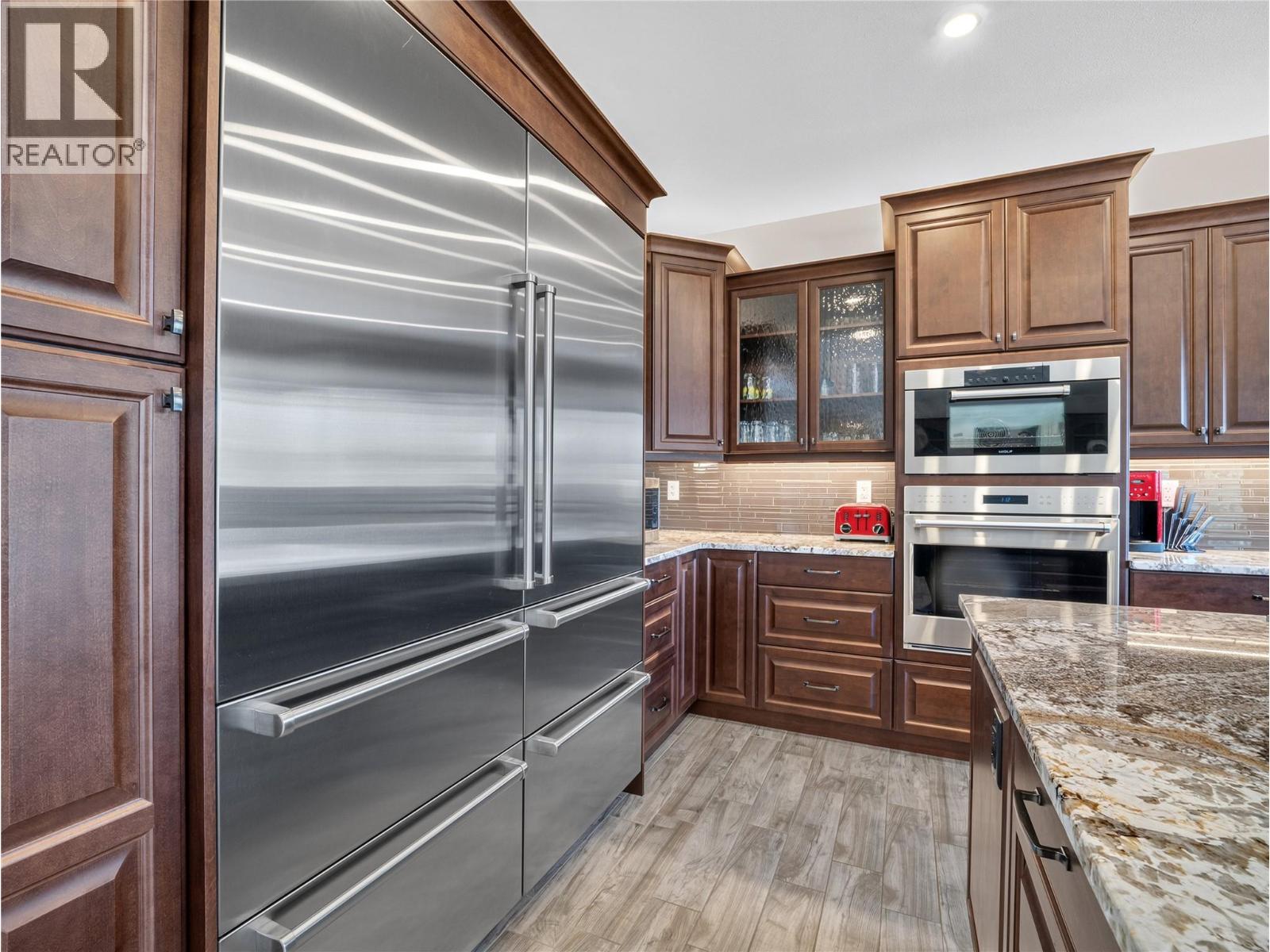 4780 56 Street Nw, Salmon Arm, British Columbia  V1E 0B1 - Photo 11 - 10396858