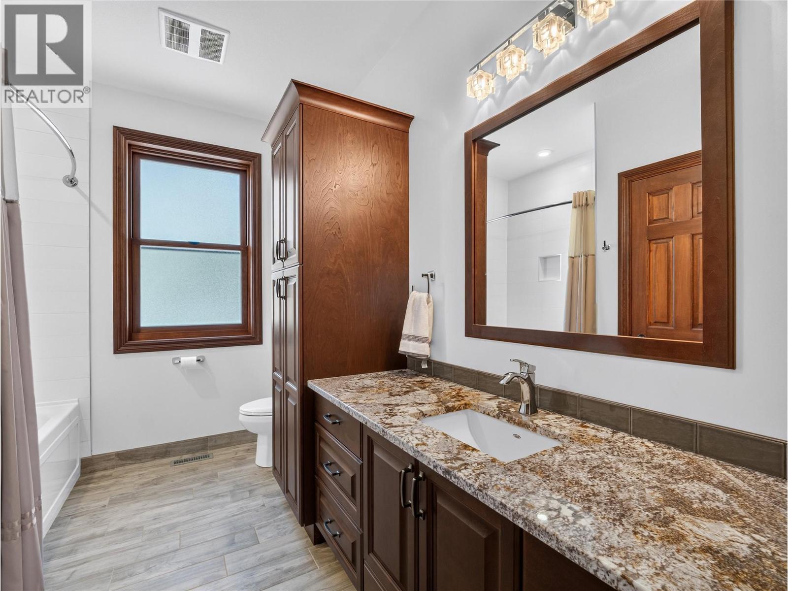 4780 56 Street Nw, Salmon Arm, British Columbia  V1E 0B1 - Photo 38 - 10396858