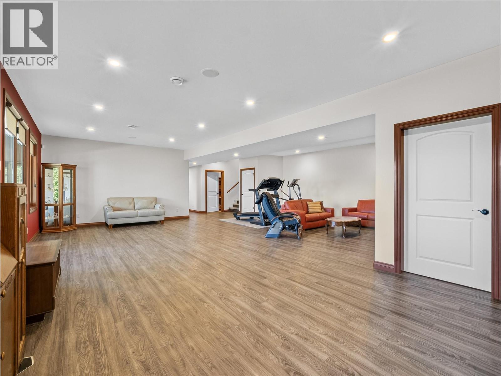4780 56 Street Nw, Salmon Arm, British Columbia  V1E 0B1 - Photo 42 - 10396858