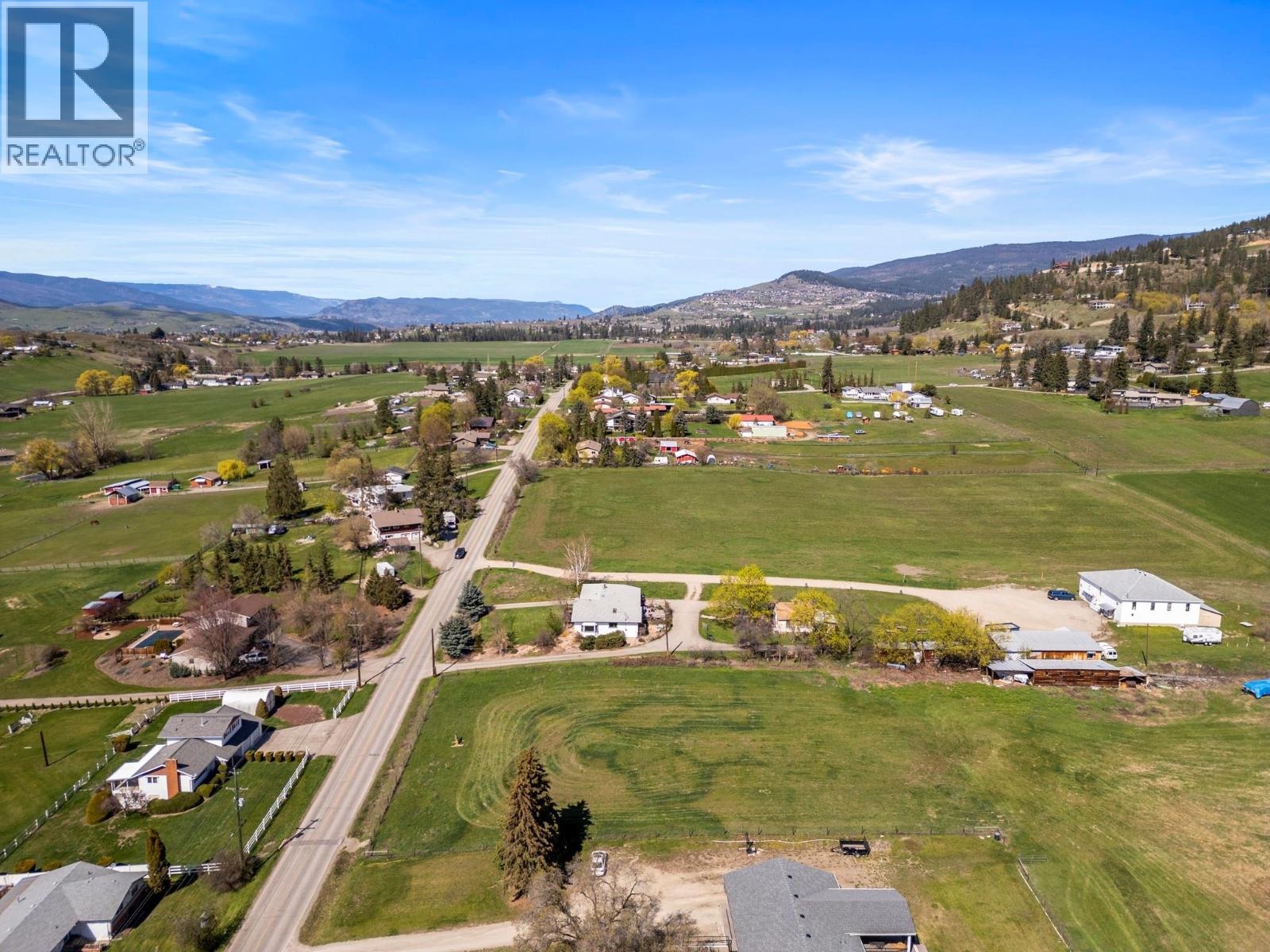 2455 East Vernon Road, Vernon, British Columbia  V1B 3A6 - Photo 8 - 10397004